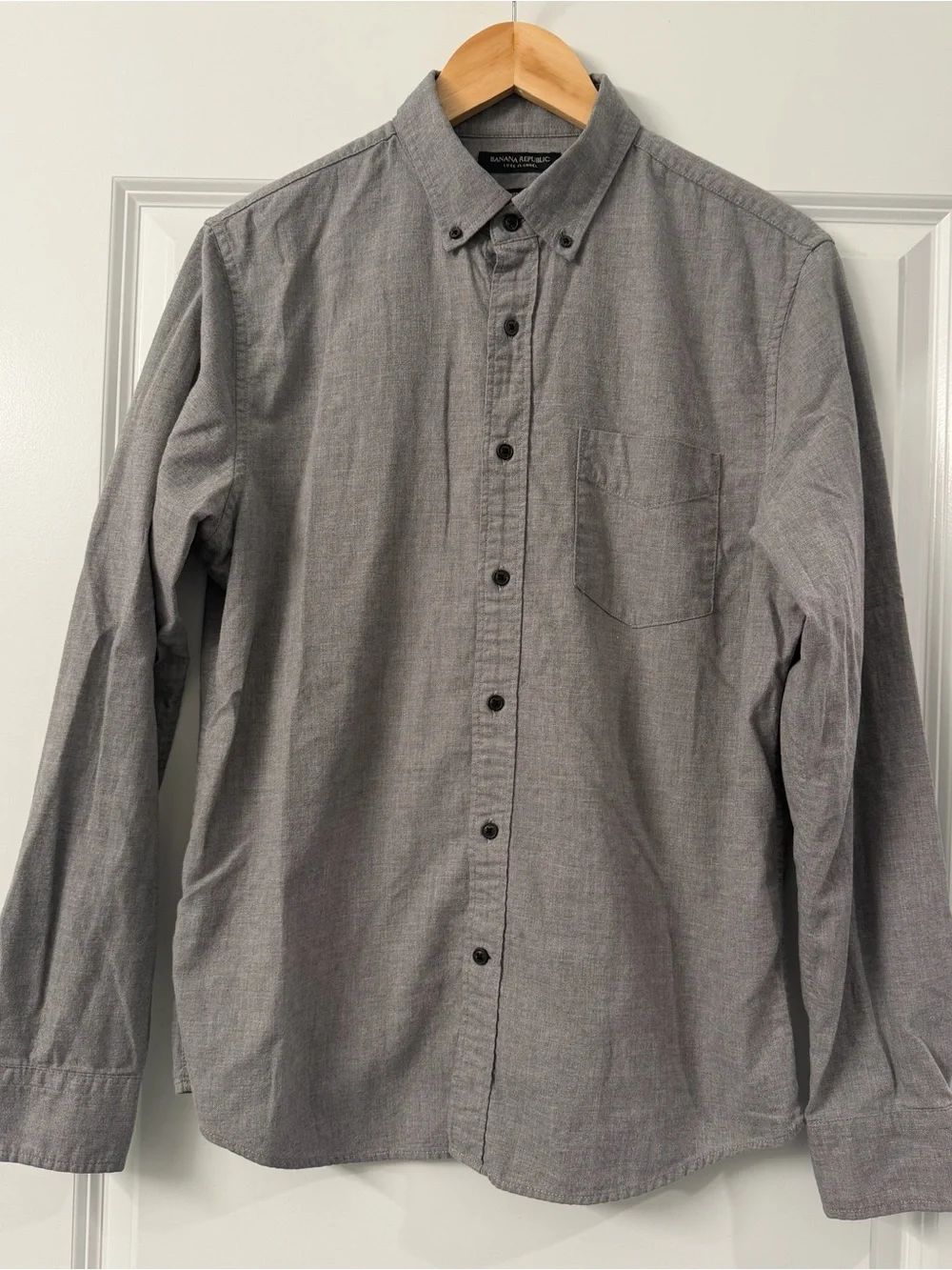 Banana Republic Men’s M Luxe Flannel Gray Untucked Slim Fit Button Up Shirt